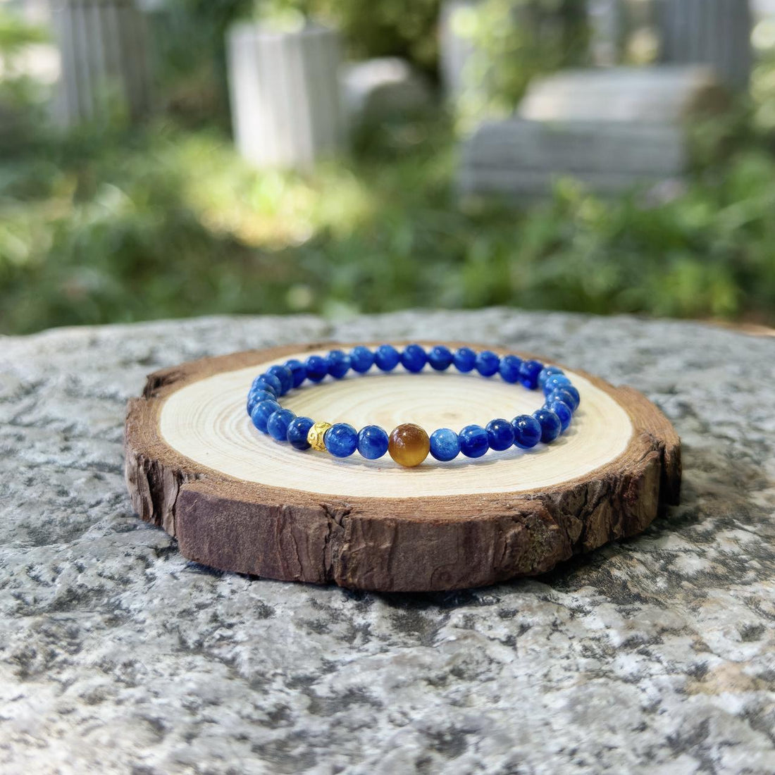 How to Boost Your Career Confidence with Kyanite and Tigerite
