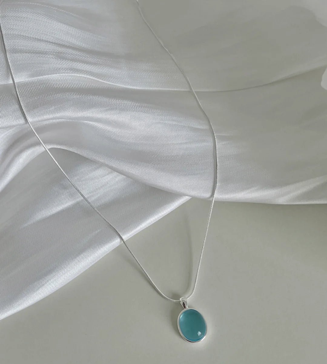 Aquamarine Necklace with 925 Sterling Silver Chain – Calm & Clarity