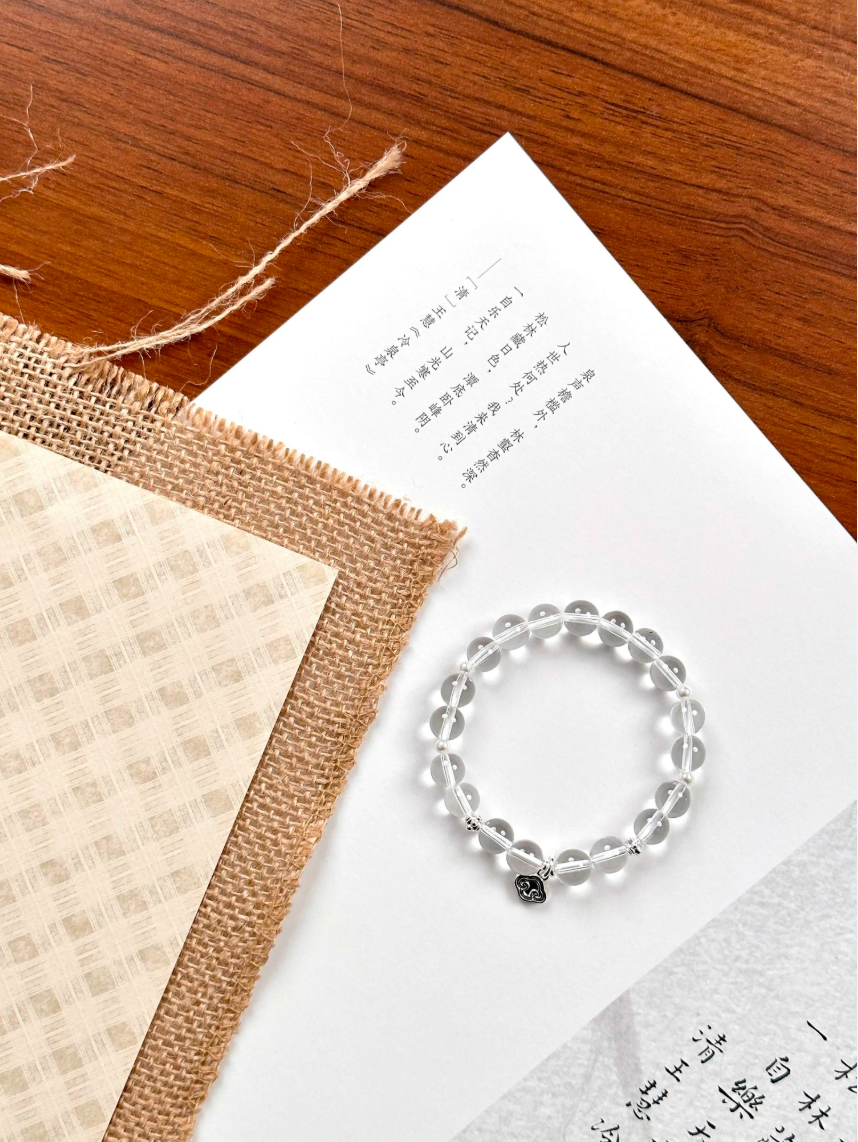 Clear Quartz Bracelet with Auspicious Pendant - Clarity & Positive Energy|Metal Element|Moondora