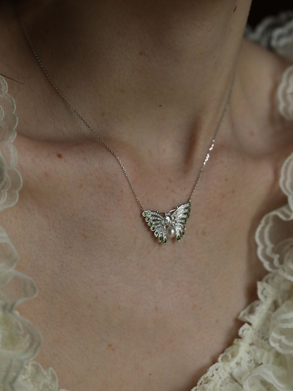 Butterfly Pearl Pendant Necklace