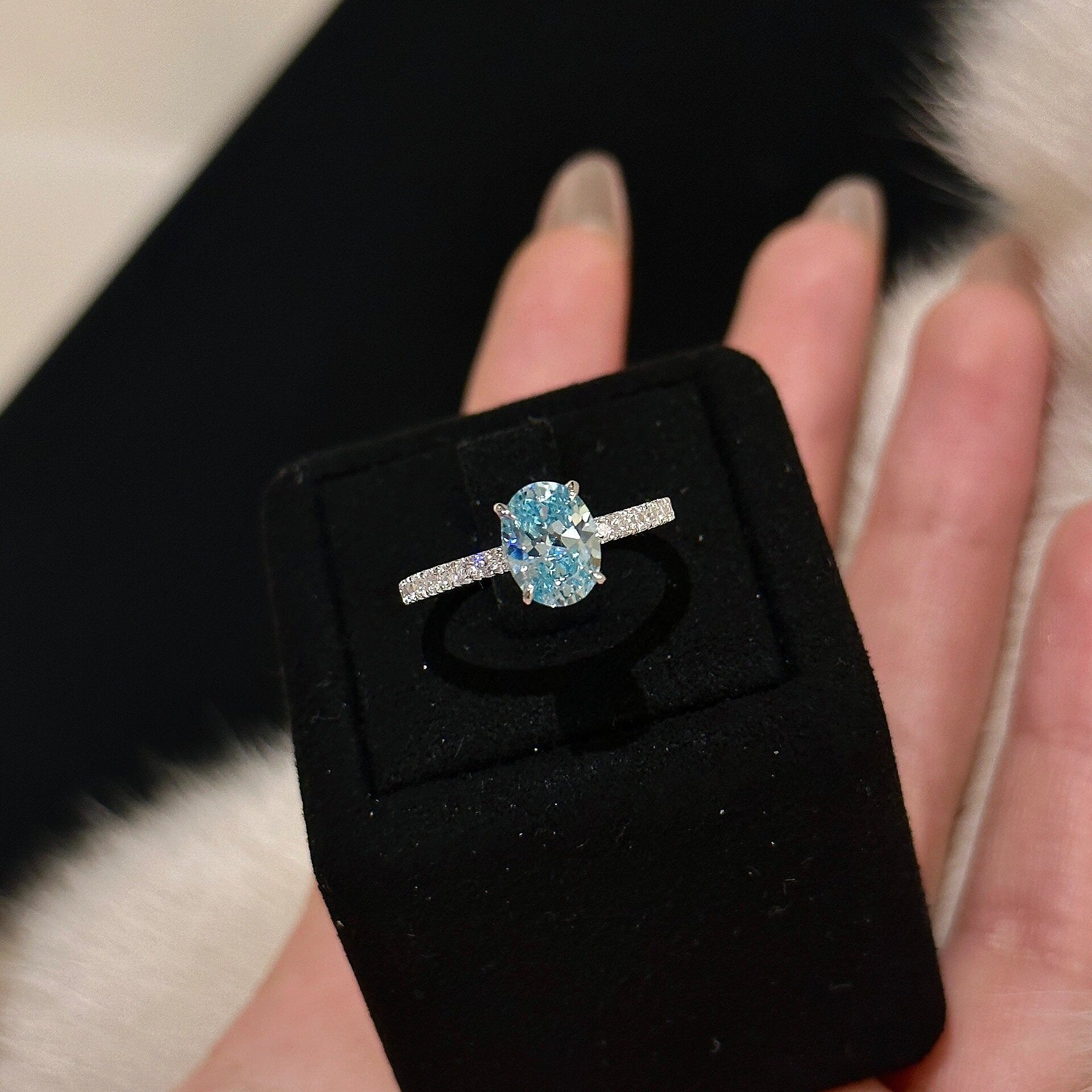 925 Silver Sea Blue Zirconia Ring