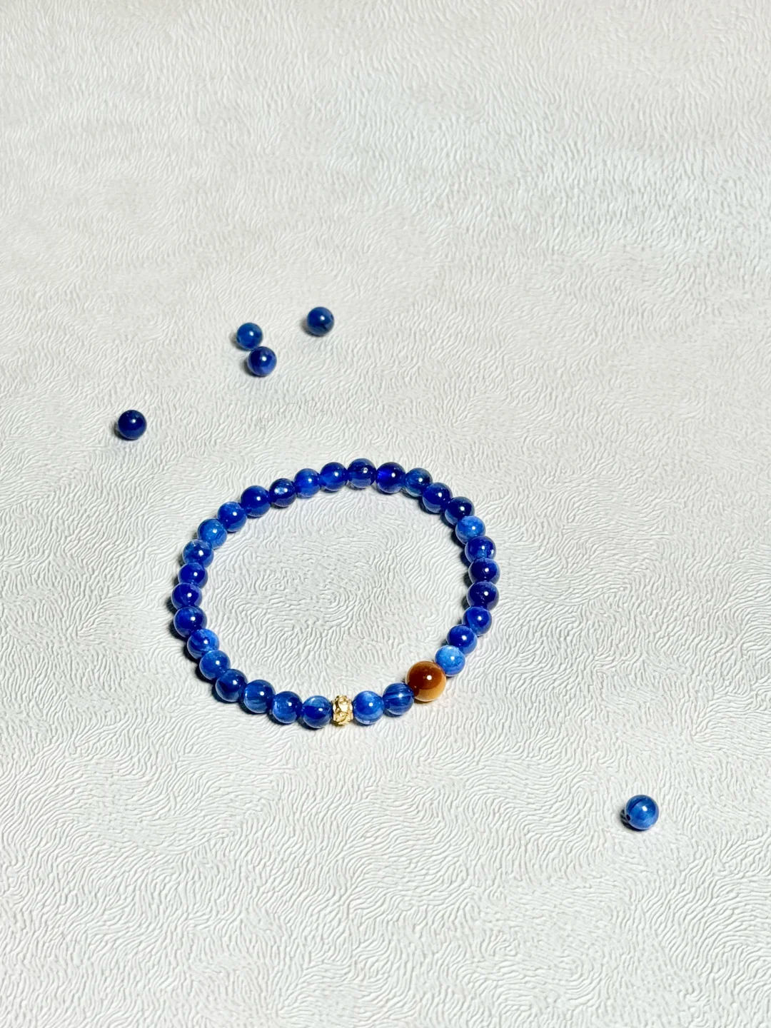 Kyanite and Tigerite Bracelet - Improve Career & Confidence｜Moondora