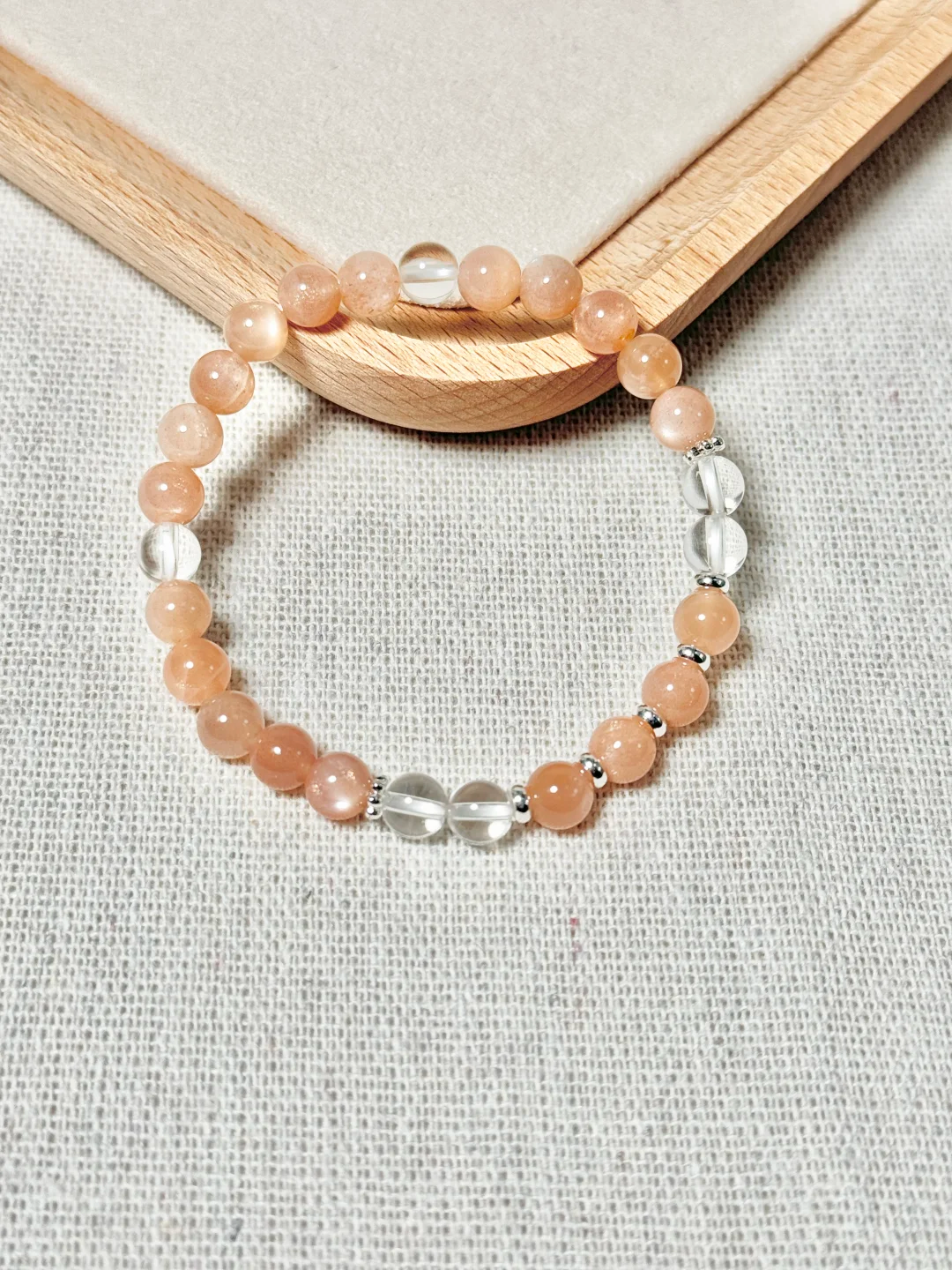 Sunstone and Clear Quartz Bracelet - Attrack Love & Peace｜Moondora