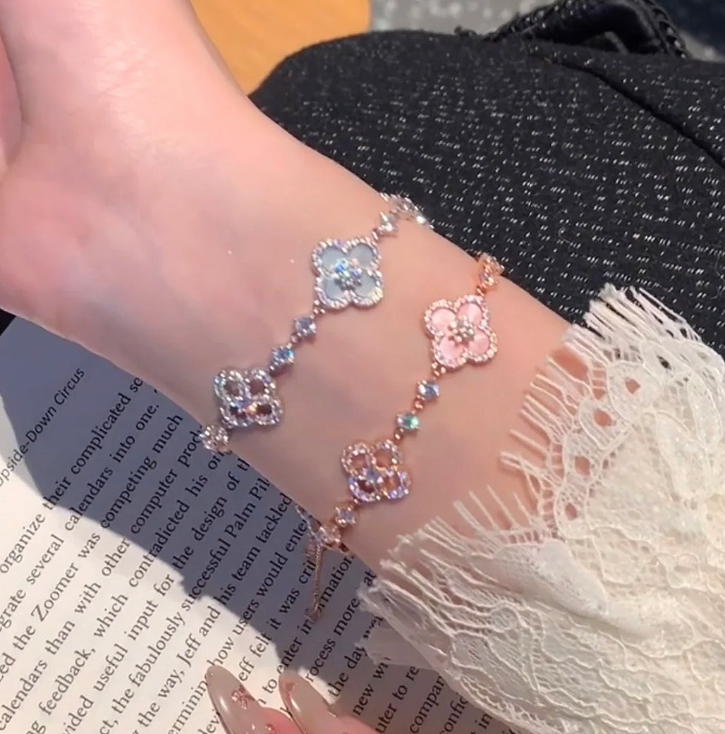 Sakura Cleef Bracelet