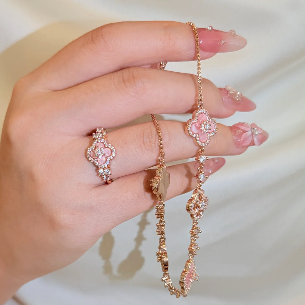 Sakura Cleef Bracelet