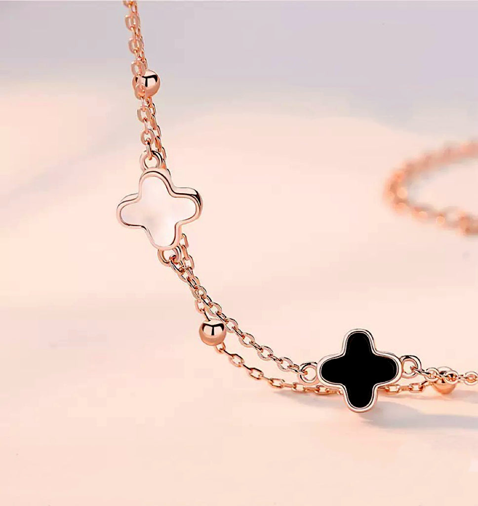 Lucky Clover Stone Bracelet