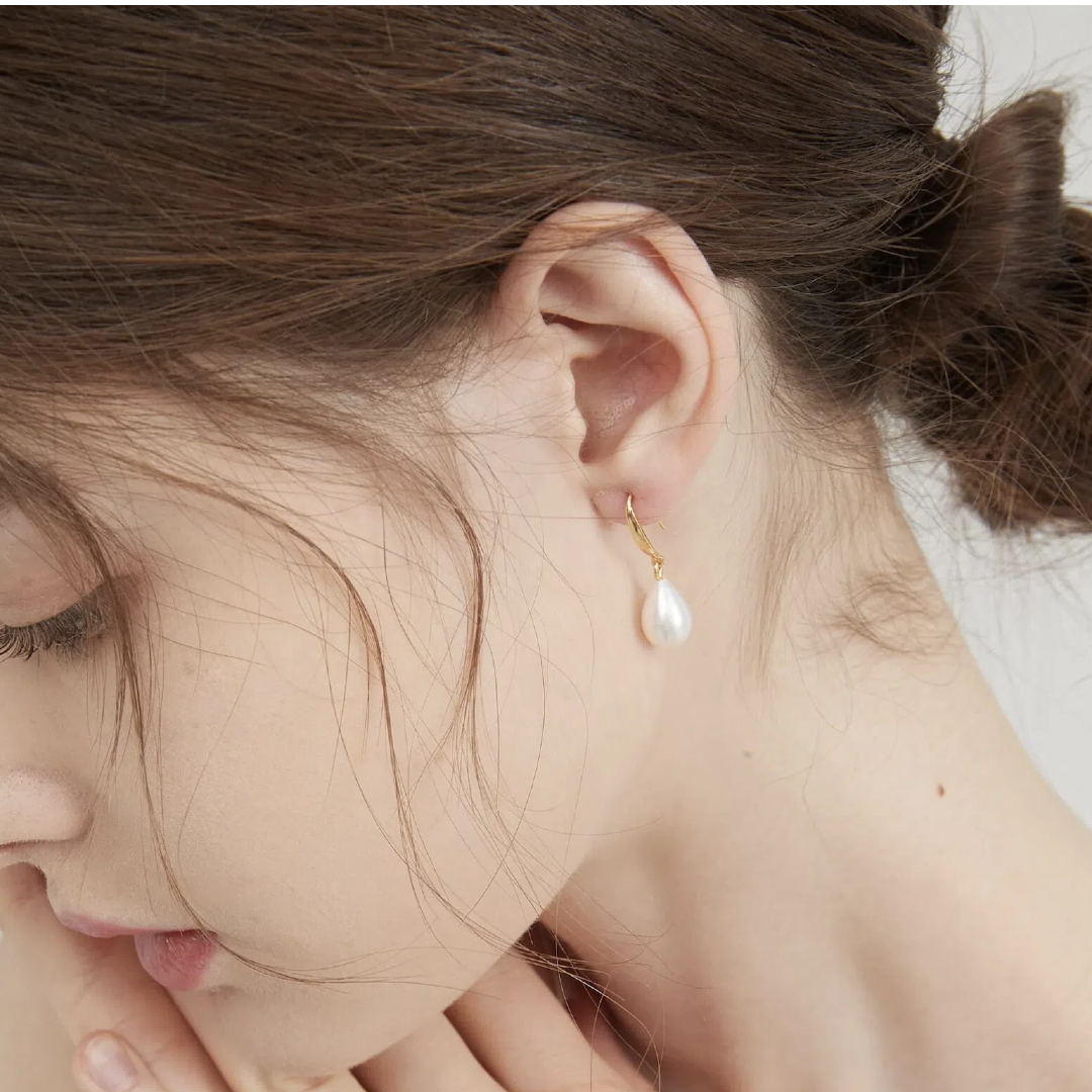 Teardrop Pearl Hook Earrings