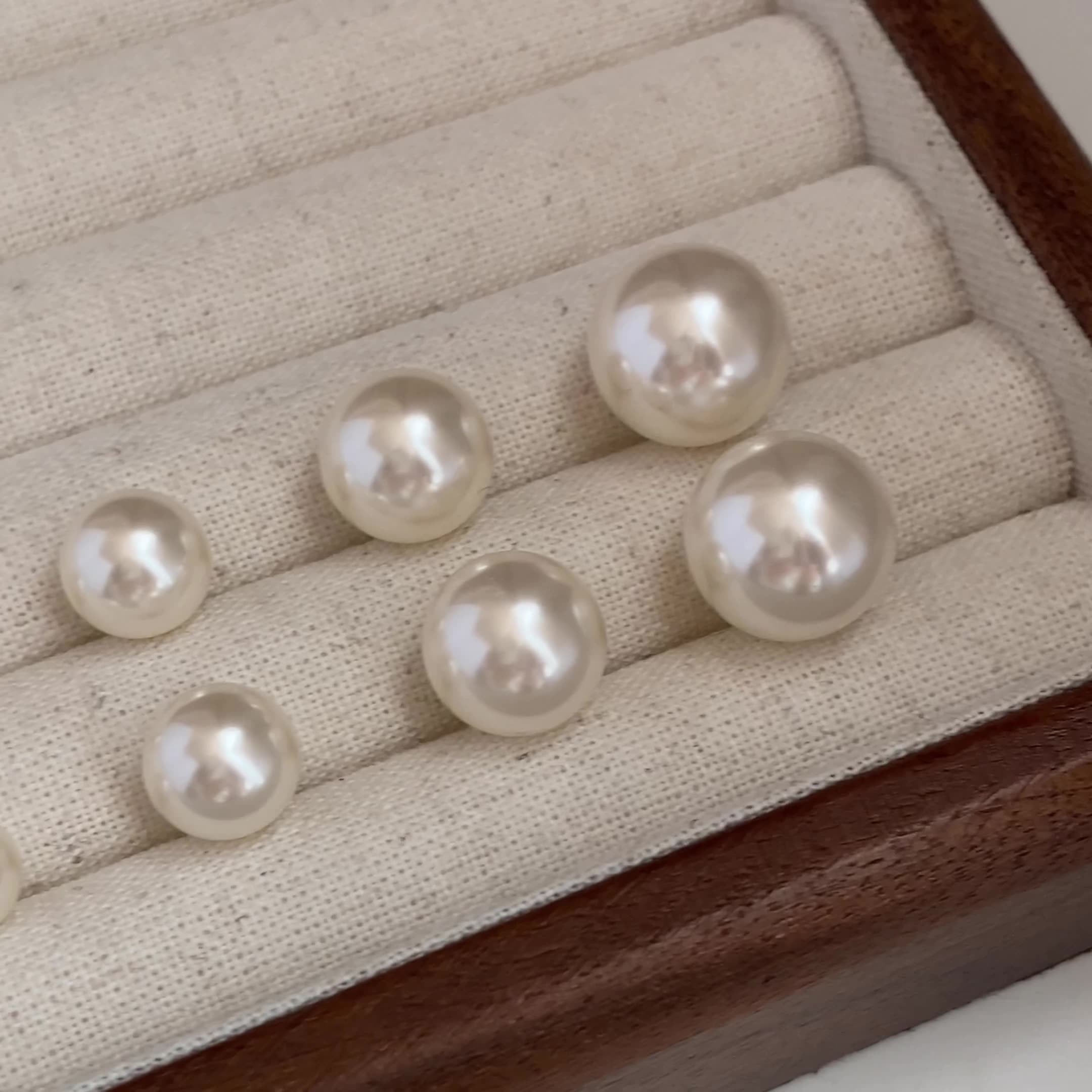 Freshwater Pearl Earrings, 8-14mm, 3A