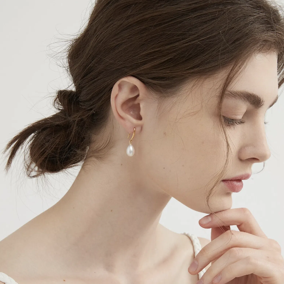 Teardrop Pearl Hook Earrings